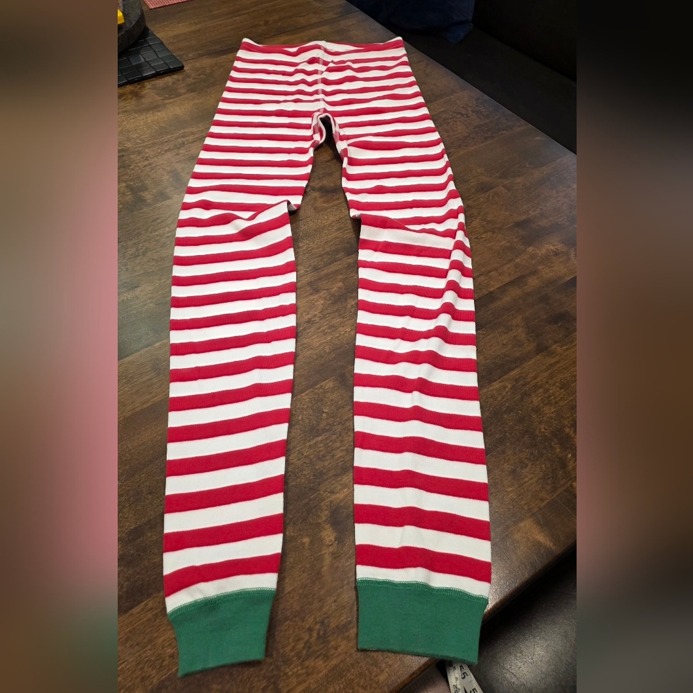 Hanna Andersson Red/White/Green Striped Pajama Set 14 - Picture 5 of 7